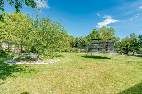 1306 Ash Coulee Dr, Bismarck, ND 58503 photo 88