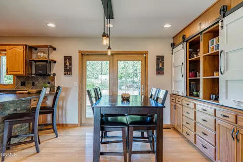 1306 Ash Coulee Dr, Bismarck, ND 58503 photo 10