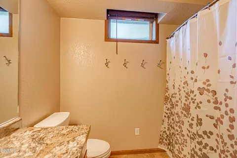 1306 Ash Coulee Dr, Bismarck, ND 58503 photo 52