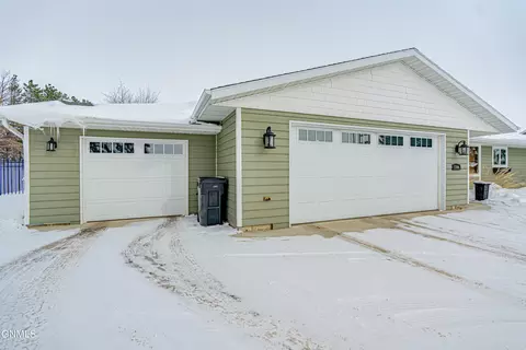 1306 Ash Coulee Dr, Bismarck, ND 58503 photo 110