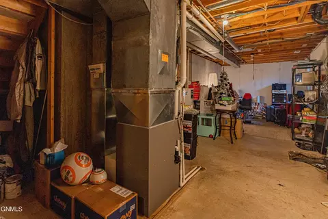 1306 Ash Coulee Dr, Bismarck, ND 58503 photo 60