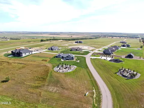 20002 Acadia Pl, Bismarck, ND 58503 photo 6