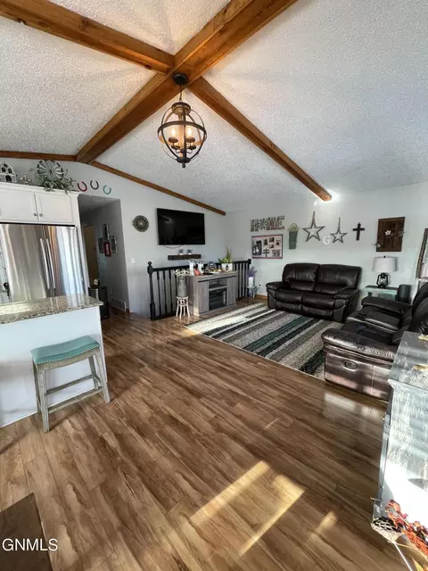 12020 Hwy 10, Dickinson, ND 58601 photo 9