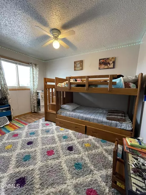 12020 Hwy 10, Dickinson, ND 58601 photo 11