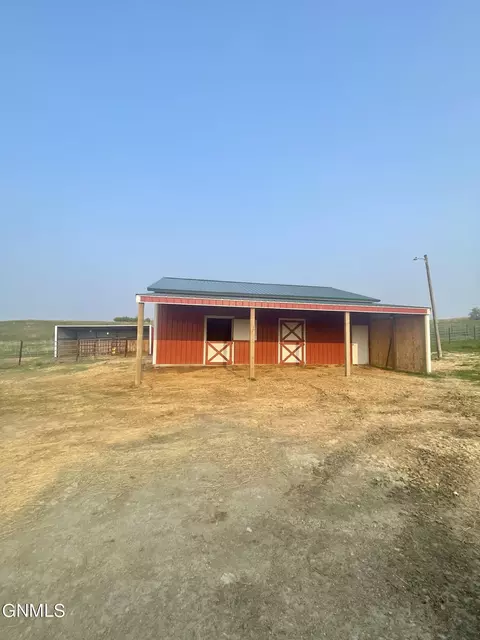 12020 Hwy 10, Dickinson, ND 58601 photo 35
