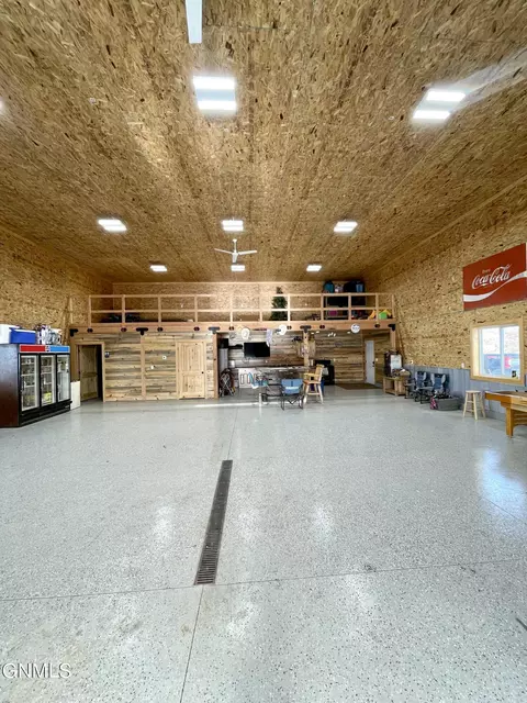 12020 Hwy 10, Dickinson, ND 58601 photo 22