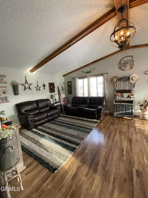 12020 Hwy 10, Dickinson, ND 58601 photo 27