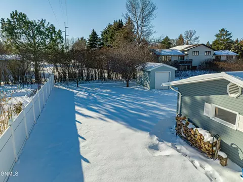 1707 3rd St NE, Mandan, ND 58554 photo 12