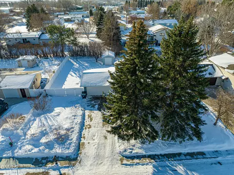 1707 3rd St NE, Mandan, ND 58554 photo 9