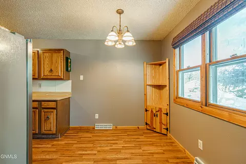 1707 3rd St NE, Mandan, ND 58554 photo 25