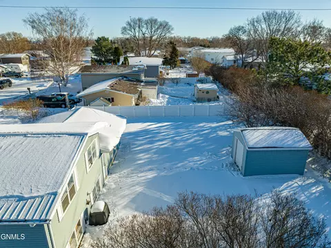 1707 3rd St NE, Mandan, ND 58554 photo 16