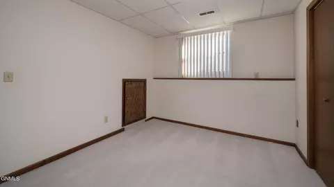 811 8th Ave E, Dickinson, ND 58601 photo 20