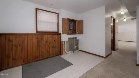 811 8th Ave E, Dickinson, ND 58601 photo 24