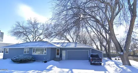 115 E Capitol Ave, Bismarck, ND 58501 photo 3