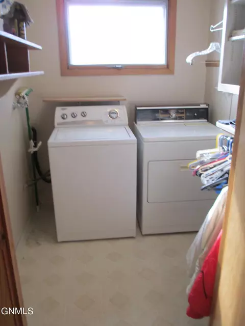 115 E Capitol Ave, Bismarck, ND 58501 photo 11