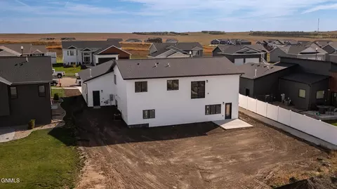 3900 Silver Blvd, Bismarck, ND 58503 photo 33