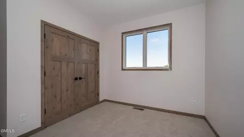 3900 Silver Blvd, Bismarck, ND 58503 photo 20