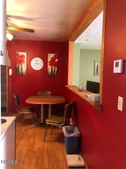 709 Main St S, Crosby, ND 58730 photo 5