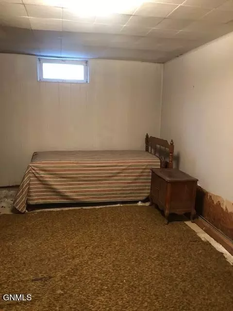 709 Main St S, Crosby, ND 58730 photo 15