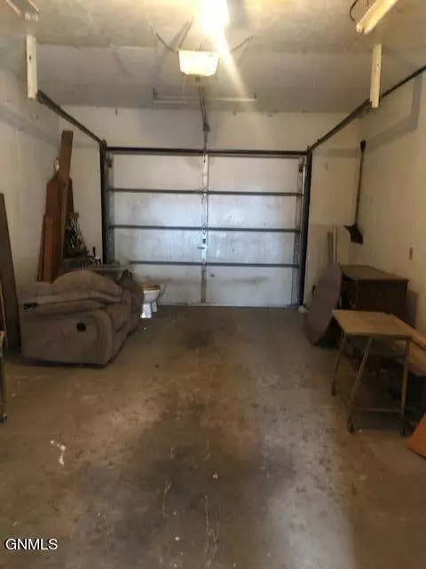 709 Main St S, Crosby, ND 58730 photo 17