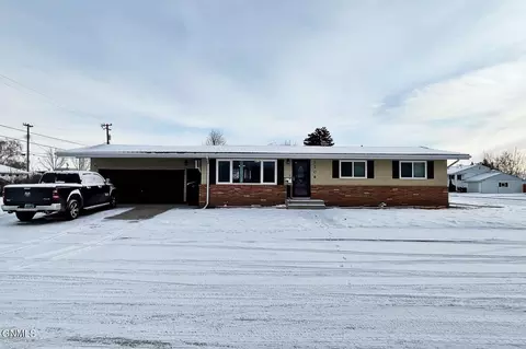 1208 8th Ave W, Williston, ND 58801 photo 36