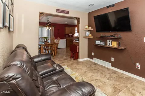 6319 Derek Drive Dr, Bismarck, ND 58504 photo 20