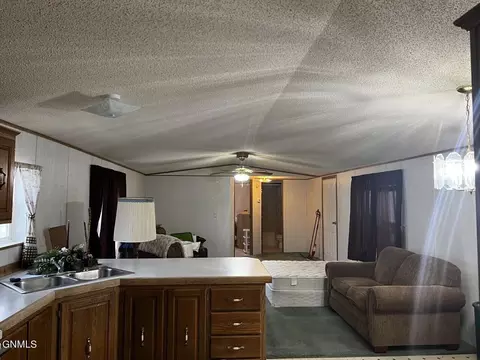 3816 2nd Ave E, Williston, ND 58801 photo 9