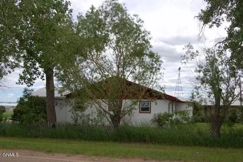 34934 126 County Rd N, Sidney, MT 59270