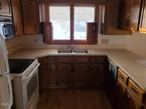 150 3rd Ave Se Ave SE, Halliday, ND 58636 photo 5