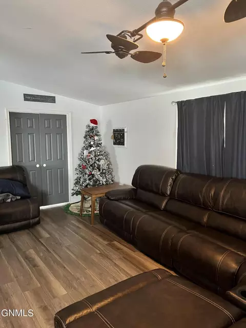 5625 Stoneview Ave, Williston, ND 58801 photo 7