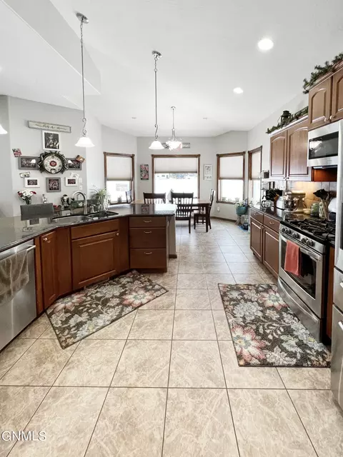 2004 16th Ct W, Williston, ND 58801 photo 8