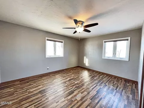 13376 55th St NW, Williston, ND 58801 photo 21