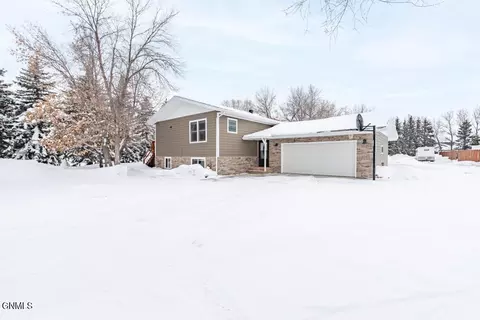6162 Comet Ln, Bismarck, ND 58503 photo 47