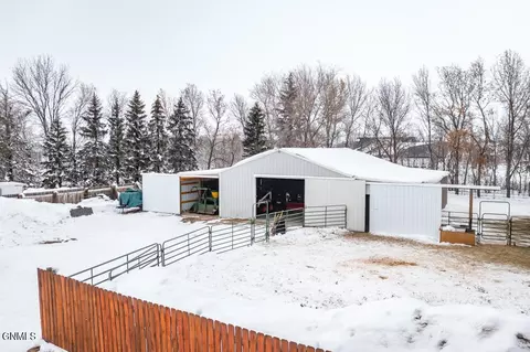 6162 Comet Ln, Bismarck, ND 58503 photo 43