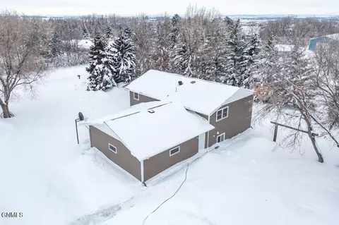 6162 Comet Ln, Bismarck, ND 58503 photo 33
