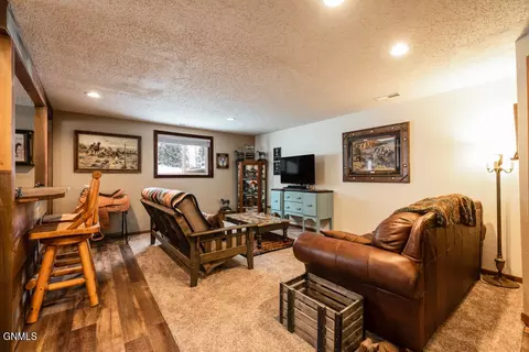 6162 Comet Ln, Bismarck, ND 58503 photo 23