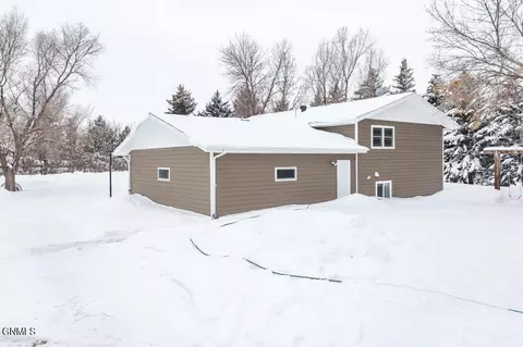 6162 Comet Ln, Bismarck, ND 58503 photo 31