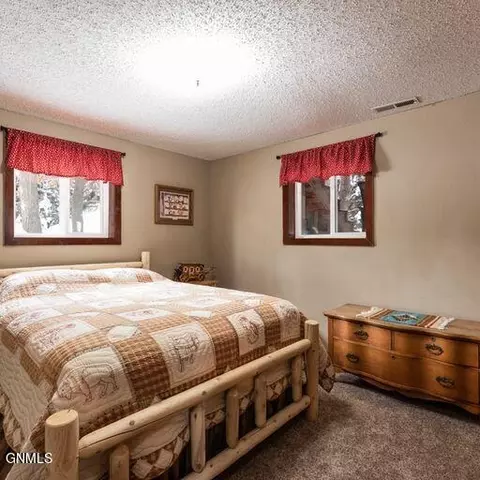 6162 Comet Ln, Bismarck, ND 58503 photo 28