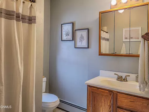 1305 Johns Dr, Mandan, ND 58554 photo 47