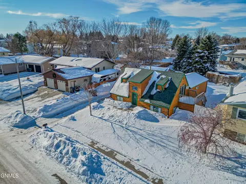 1305 Johns Dr, Mandan, ND 58554 photo 51