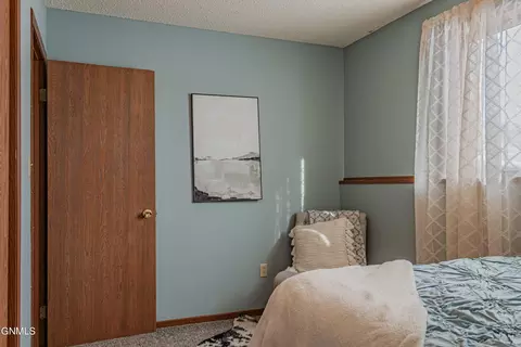 1305 Johns Dr, Mandan, ND 58554 photo 29