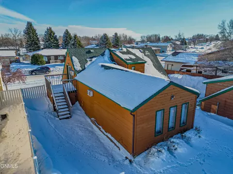 1305 Johns Dr, Mandan, ND 58554 photo 53