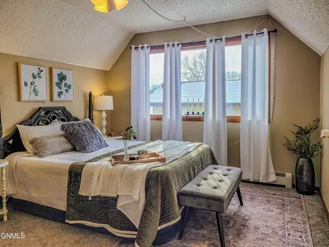 1305 Johns Dr, Mandan, ND 58554 photo 41