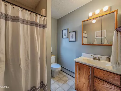 1305 Johns Dr, Mandan, ND 58554 photo 46