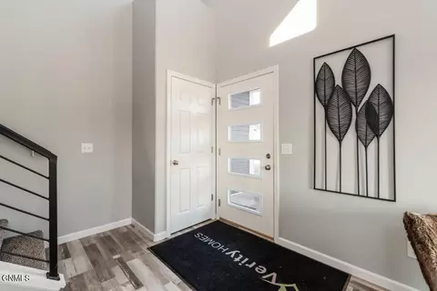 4802 Cornice Loop, Bismarck, ND 58503 photo 2