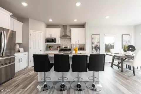4802 Cornice Loop, Bismarck, ND 58503 photo 8