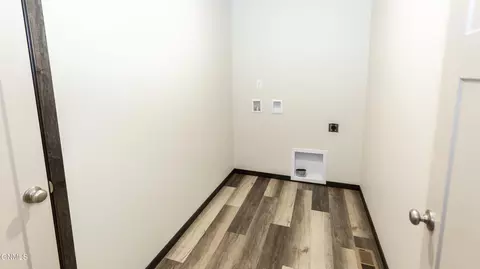 227 Irvine Loop, Bismarck, ND 58504 photo 18