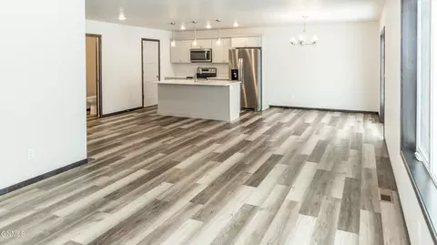 229 Irvine Loop, Bismarck, ND 58504 photo 10