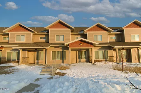 3606 Long Branch Ave, Williston, ND 58801 photo 1