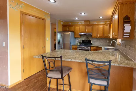 801 E Calgary Ave, Bismarck, ND 58503 photo 5